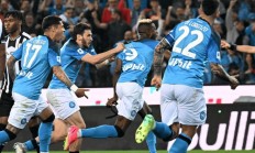 开云官方app入口-那不勒斯后场稳固，守住优势取得胜利的简单介绍