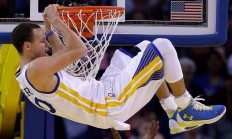 开云体育-紫金王朝的终极试炼，湖人巅峰对决险胜森林狼，定义新时代总决赛