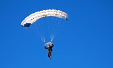 开云官方app入口-绿茵场外的制胜一拍，当许昕的乒乓哲学照亮法英足球鏖战