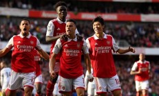 开云下载-关于阿森纳教练组正在研究战术变化，提高球队战斗力的信息