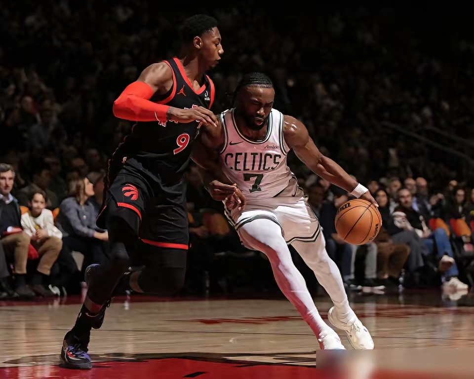 凯尔特人B队绝杀猛龙，福克斯绝境逆转的简单介绍