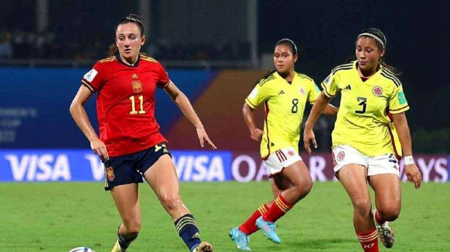 包含世界女子足球赛事中选手技术实力得到认可的词条