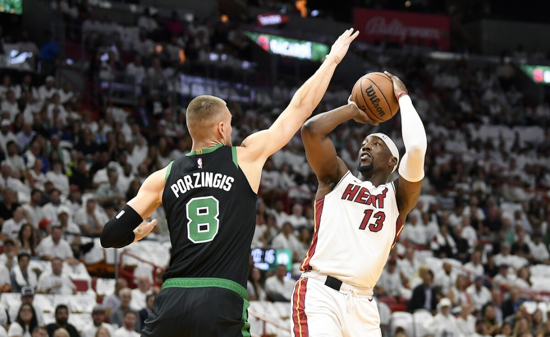 热火队逆转人队，挺进东部决赛的简单介绍