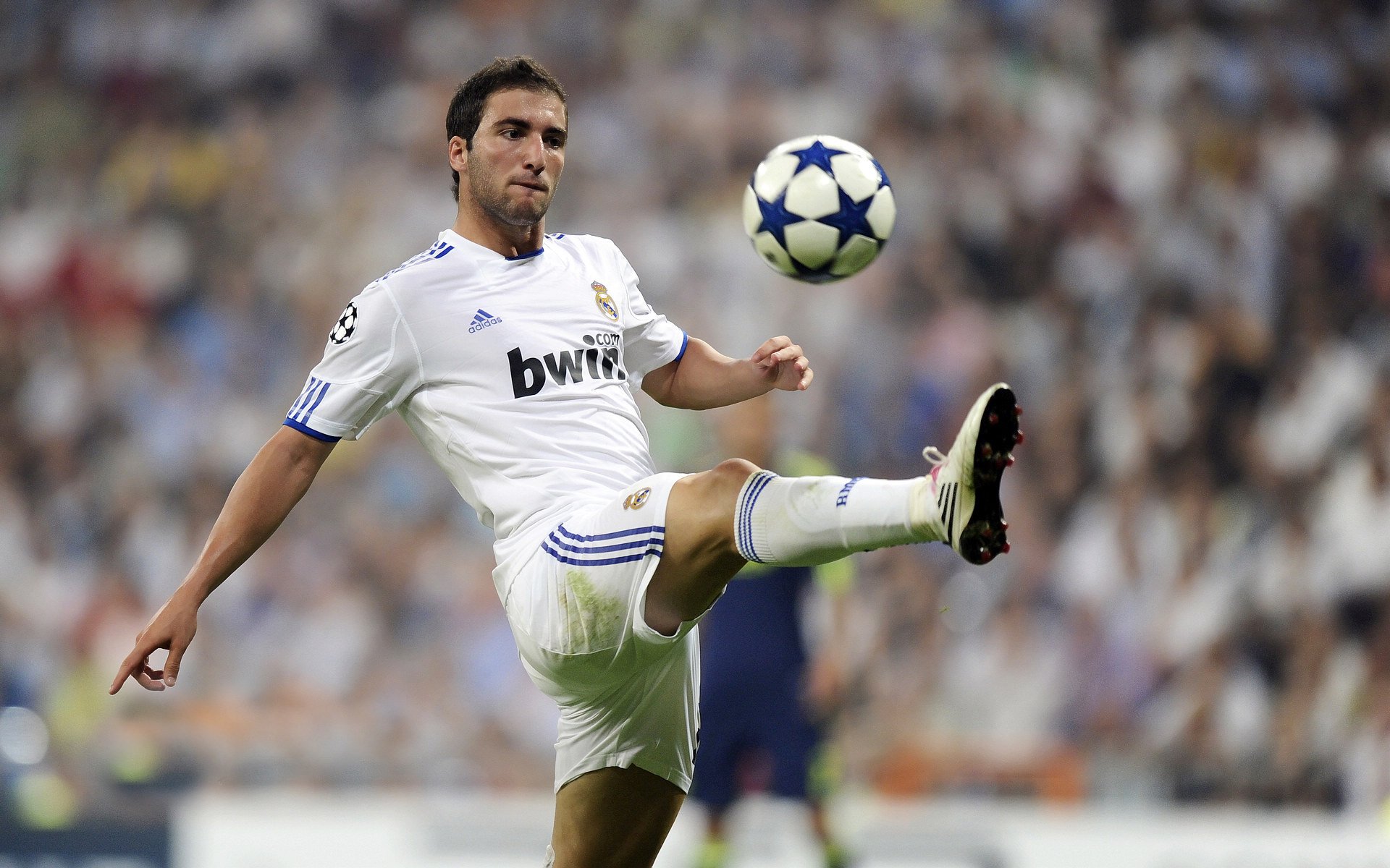 奥亚尔萨瓦尔的指挥艺术，美国对阵丹麦中的节奏大师