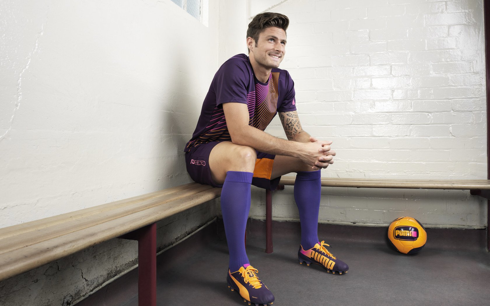 丹麦争冠战，莱万关键一击，葡萄牙梦碎欧洲之巅